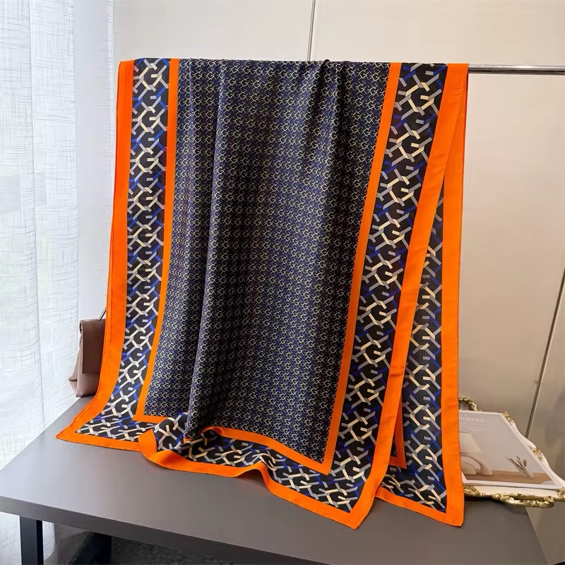 Aura Dark Silk Şal - Görsel 3