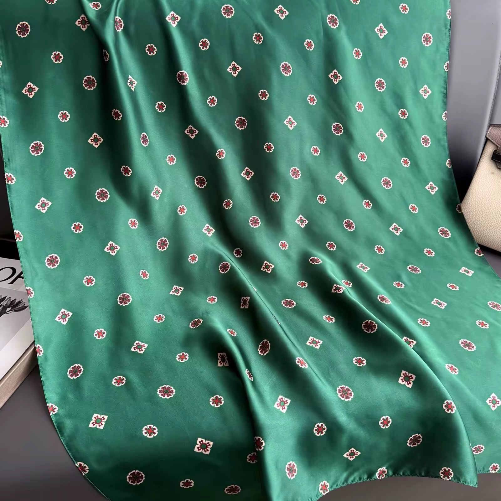 Arvel Silk Şal - Görsel 2